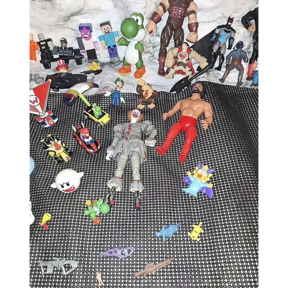 Huge Mixed Toy Action Figure Lot Mario Pokemon Marvel DC Roblox Wrestling WWE - Picture 9 of 12